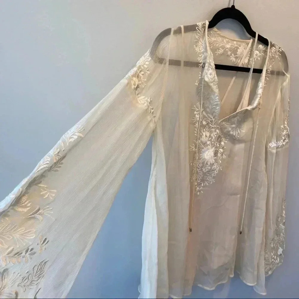 Haute Hippie Floral Peasant Blouse Antique Ivory - Picture 3 of 11